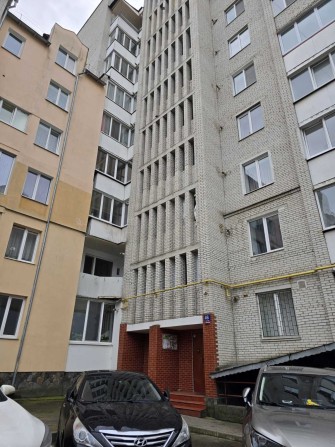 Продаж трьохкімнатної квартири. - фото 1