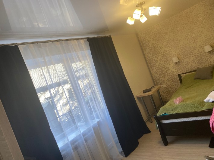 Продам 2 кімнатну квартиру м.Ізюм ,Центральна частина міста - фото 1