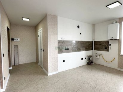 Продам 1-кімнатну квартиру з якісним ремонтом Каменец-Подольский