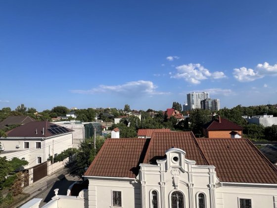 Продам квартиру в будинку з червоної клінкерної цегли на 9-й станції Великого Фонтану, Приморський р Одесса