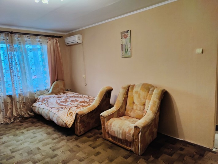 Довготривала оренда 1-кімнатної квартири в Ужгороді, вул. Вербицького - фото 1