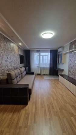 Сдам однокомнатную , отличную квартиру на Алексеевкке, район Класса - фото 1