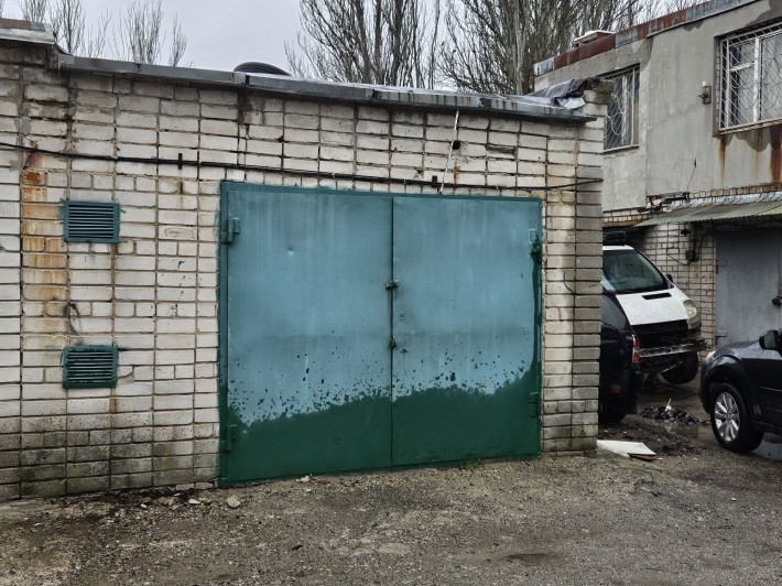 Продам капітальний гараж ГК Восток ж/м Приднепровск - фото 1
