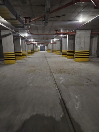 Продаж паркінгу /паркомісця шириною 3,1м, довжиною 7 м на Навроцького - фото 1