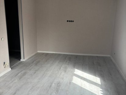 Продам 1к кв. Героев Брестской Крепости Луганск