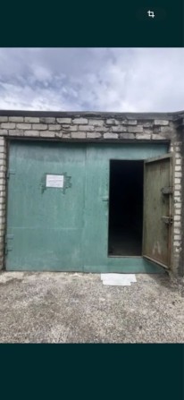 Гараж в а/к Гранит.Рядом охрана.Свет и яма в гараже есть. - фото 1