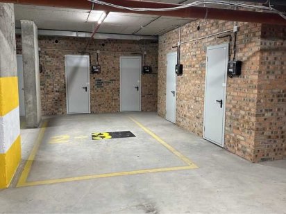 Оренда паркомісця на підземному паркінгу за адресою Карла Мікльоша Львів