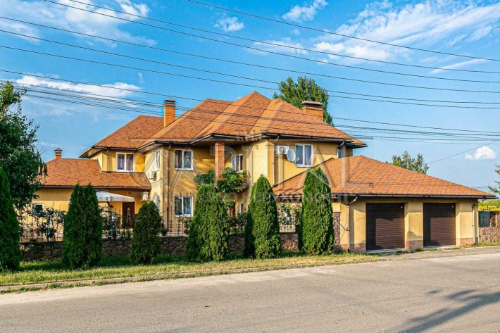 Здається в оренду чудовий будинок в Гореничах 456 м2 ділянка 12 соток - фото 1