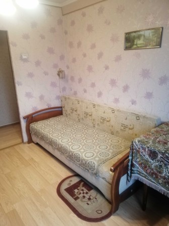 Сдам комнату 12м в 3-ком.кв. ул.Братиславская м.Черниговская 10мин. - фото 1