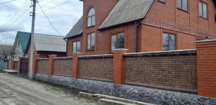 Продам будинок  по вул.Олексія Гангаєва, - фото 1