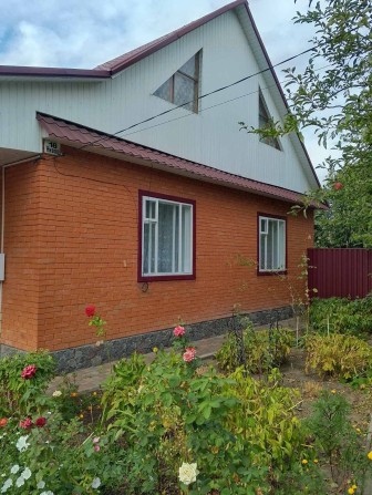 Будинок з двором, садом і городом - фото 1