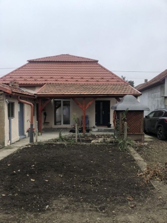 Будинок  в м. Берегове неподалік центру і термальних басейнів - фото 1