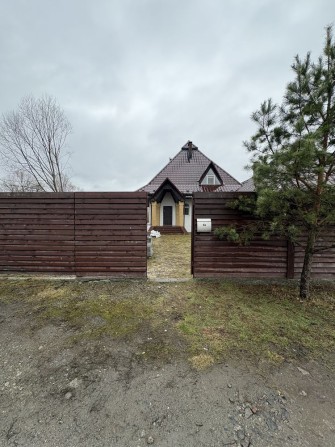 Продаж будинку в Гостомелі з цікавим дизайном! Мінімальне оформлення! - фото 1