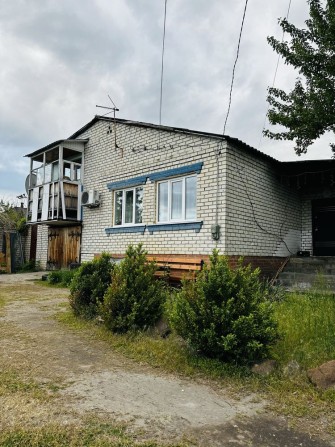 Продам будинок у місті Ізюм - фото 1