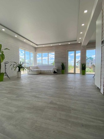 Продам шикарний будинок в Молодіжному - фото 1