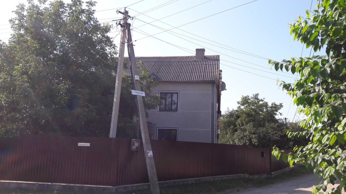 Продам будинок в Кам'янець-Подільську - фото 1