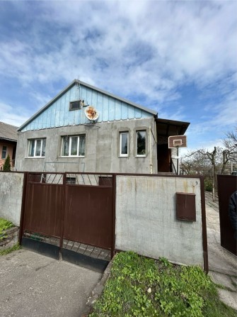 Продам будинок в місті - фото 1