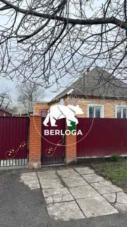 Продаж будинку з чудовою ділянкою - фото 1