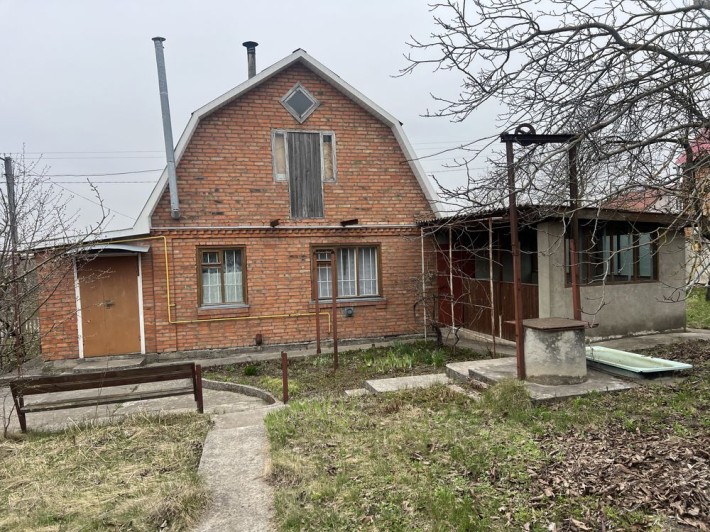 Продається дачний будинок, 10 км від міста - фото 1