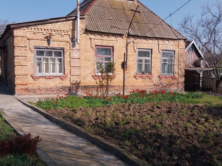 Продаж будинку у місті. - фото 1