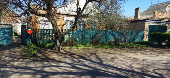 Продам  дом под ремонт - фото 1