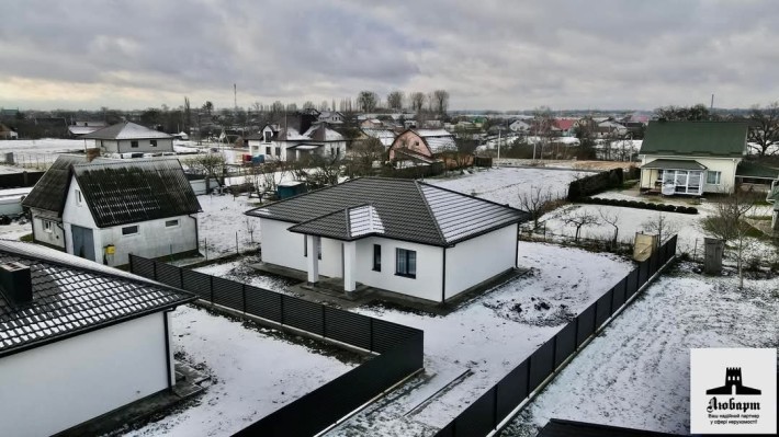 Продаж будинку з сучасним, стильним ремонтом в Боратині, вул.Травнева - фото 1
