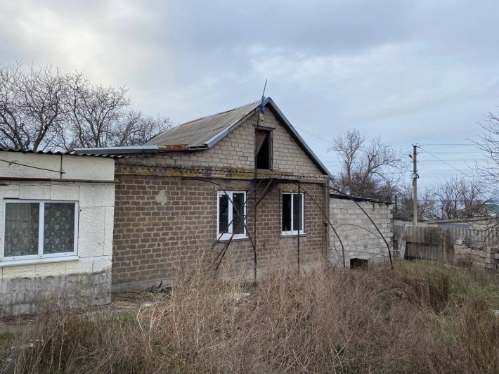 Продається просторий будинок із великою ділянкою в Дніпровське (КПК) - фото 1