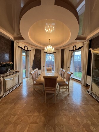 Будинок з ремонтом 210 м2 | 7 соток | Топ локація | Білогородка - фото 1