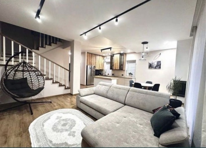 Продам дуплекс з ремонтом в Гатному ! - фото 1