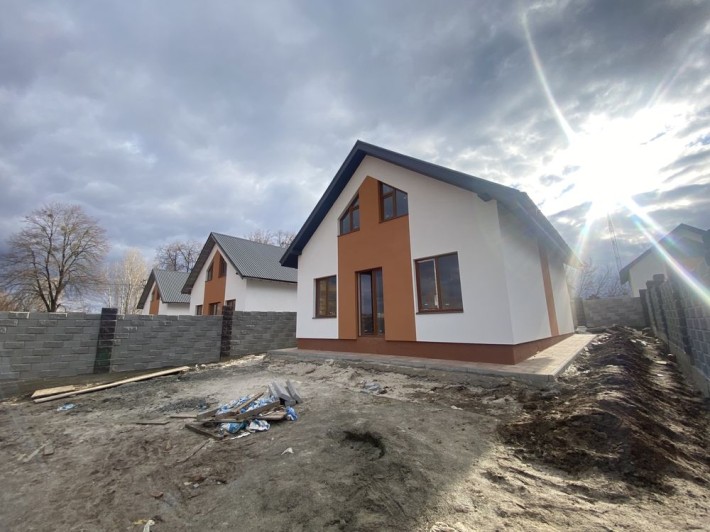 Будинок в Ворзелі 120м2, можна на ремонт - фото 1