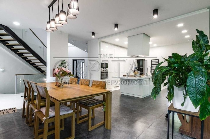 Продаж / Будинок
Вишгородський район, Нові Петрівці, 390м2 - фото 1