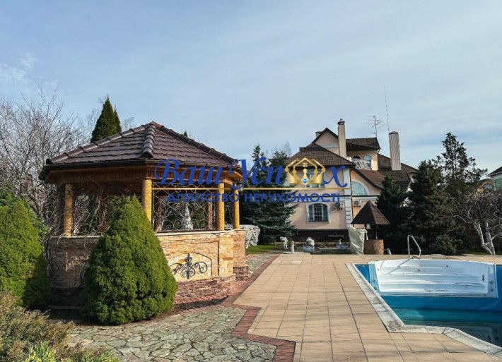 Продаж  будинка з ремонтом  возле леса, село Лесники . - фото 1