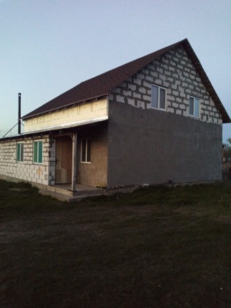 Продам двоповерховий будинок в місті Березань. - фото 1