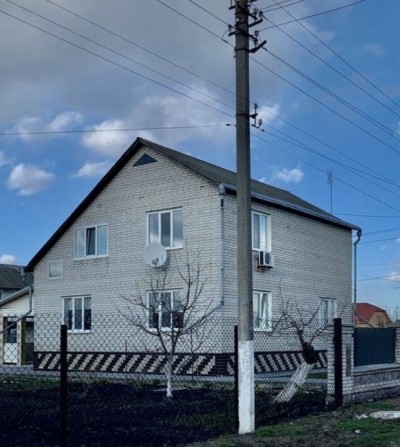 Продаж просторого будинку м. Узин - фото 1