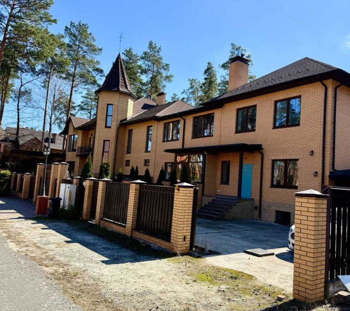 Будинок з ремонтом біля лісу та озер! Мощун, Київ - 12 км - фото 1