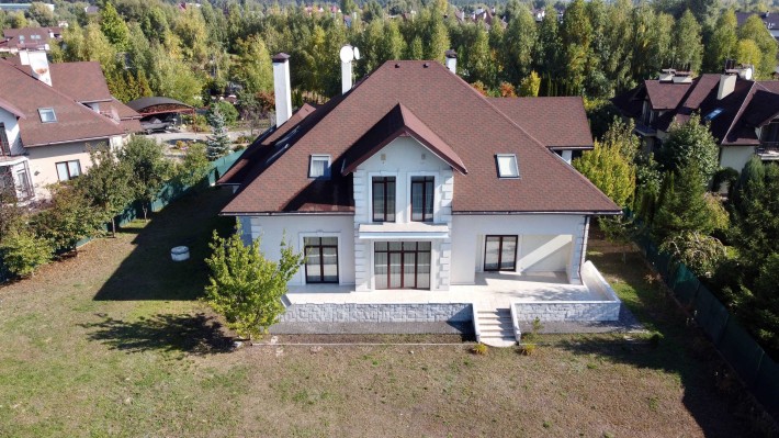 Продажа дома в коттеджном городке Петрушки - фото 1