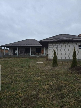 Продаж будинку село Шкарівка - фото 1