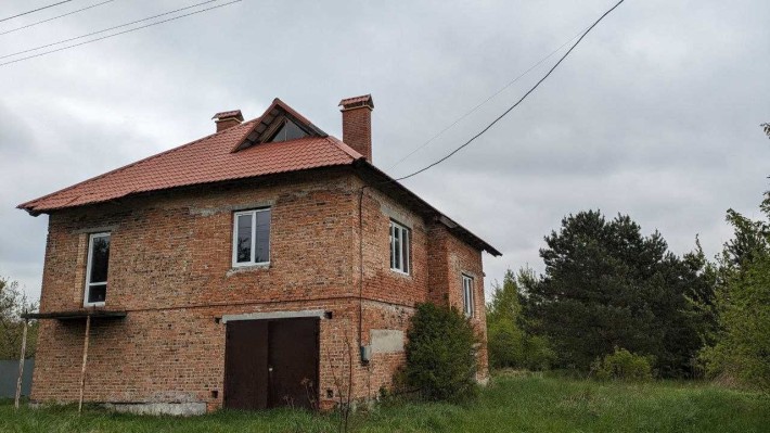 Продаж 3 поверхового будинку з ділянкою - фото 1