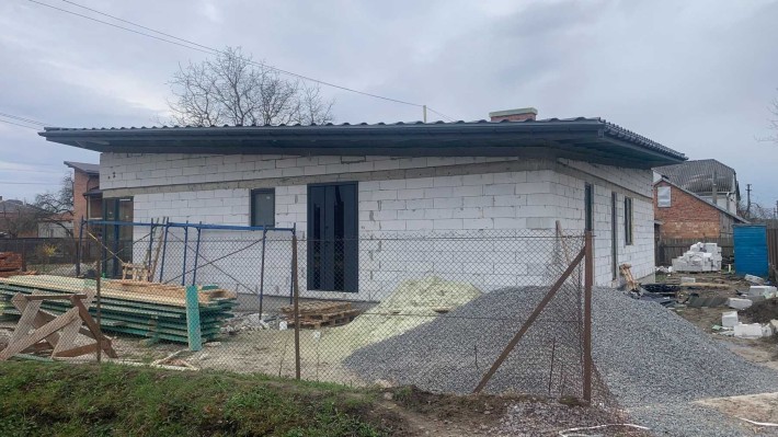 Продаж будинку в Зимній Воді - фото 1