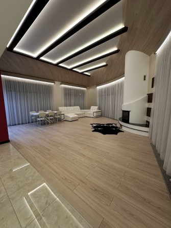 Продам дом в ж/м Совиньон 2 - фото 1