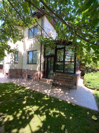 Продам современный благоустроенный дом в Сухом Лимане - фото 1