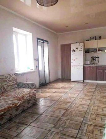 2-х этажный дом со всеми коммуникациями в с. Корсунцы! - фото 1