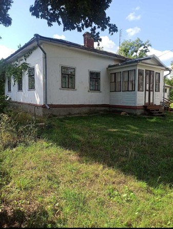 Продаж будинку в м. Острог - фото 1