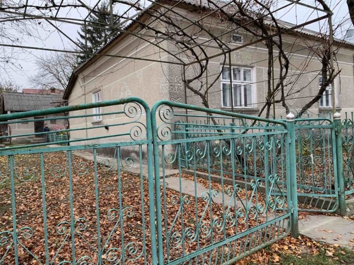 Продається будинок в Збаражі , Тернопільська область - фото 1