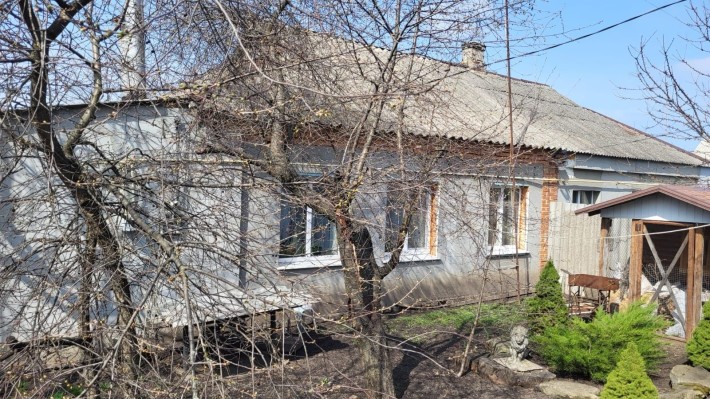 Продам пол дома статус квартиры в Новой Водолаге - фото 1