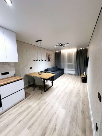 Продаж 1-к квартири Сім'ї Крістерів, 14 ЖК Варшавський 2 - фото 1
