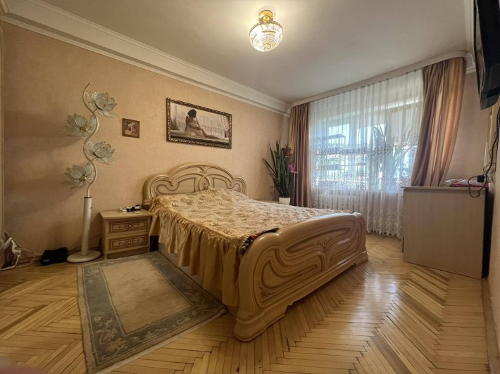 Продаж 2-кімнатної квартири в Солом’янському районі, проспект Вацлава Гавела, 31 - фото 1