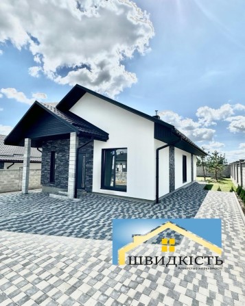 Продаю Будинок з чорновим ремонтом - фото 1