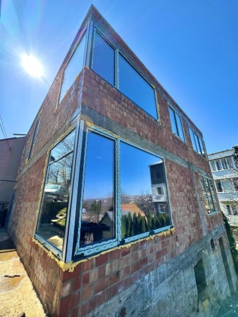 Продаж 2 поверхового будинку в центрі міста по вул. Пирогова - фото 1