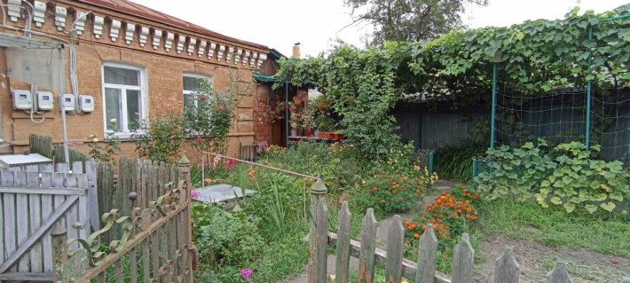 Продам 1/4 частину будинку в центрі м. Черкаси вул. Кавказська , торг. - фото 1